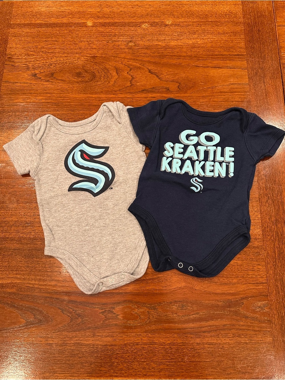 EUC Seattle Kraken Baby One-Piece Bodysuit Set - Gray & Navy, 12 Months